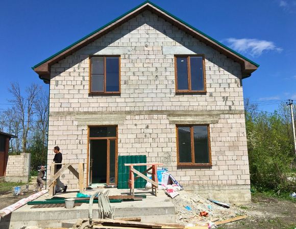 Двухэтажный жилой дом, ст. Ессентукская